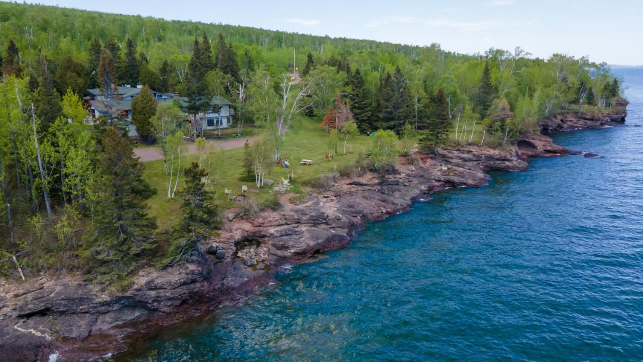 Thomsonite Inn On Lake Superior グランド・マレー エクステリア 写真