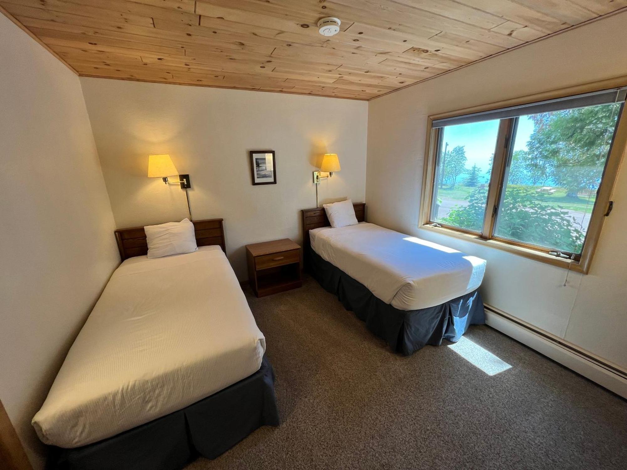 Thomsonite Inn On Lake Superior グランド・マレー エクステリア 写真