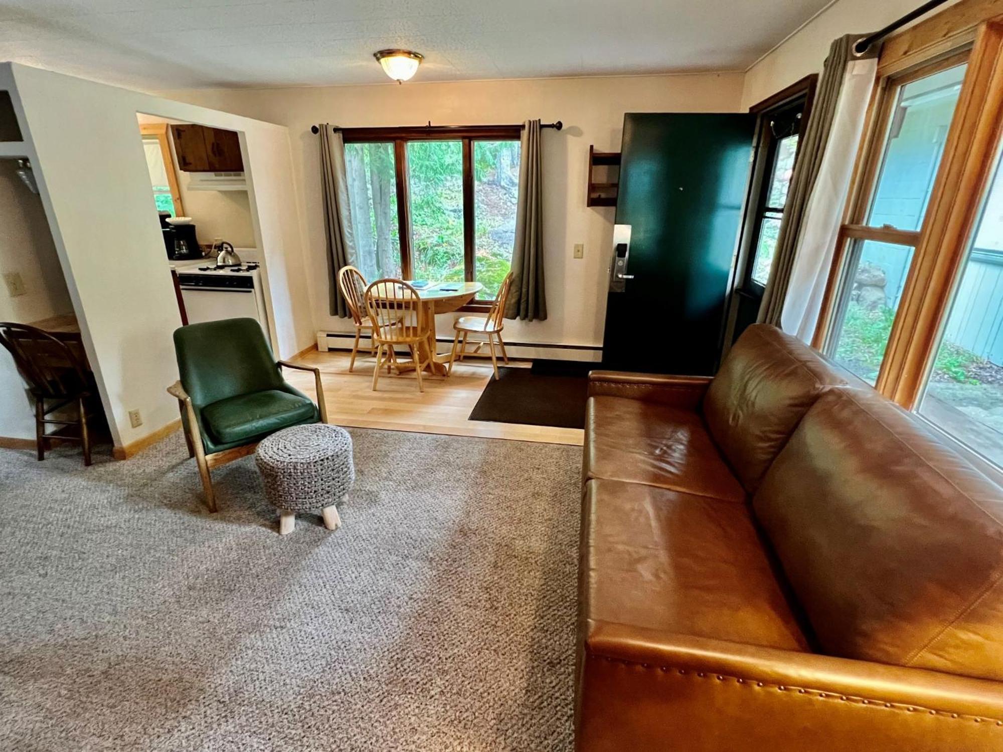 Thomsonite Inn On Lake Superior グランド・マレー 部屋 写真