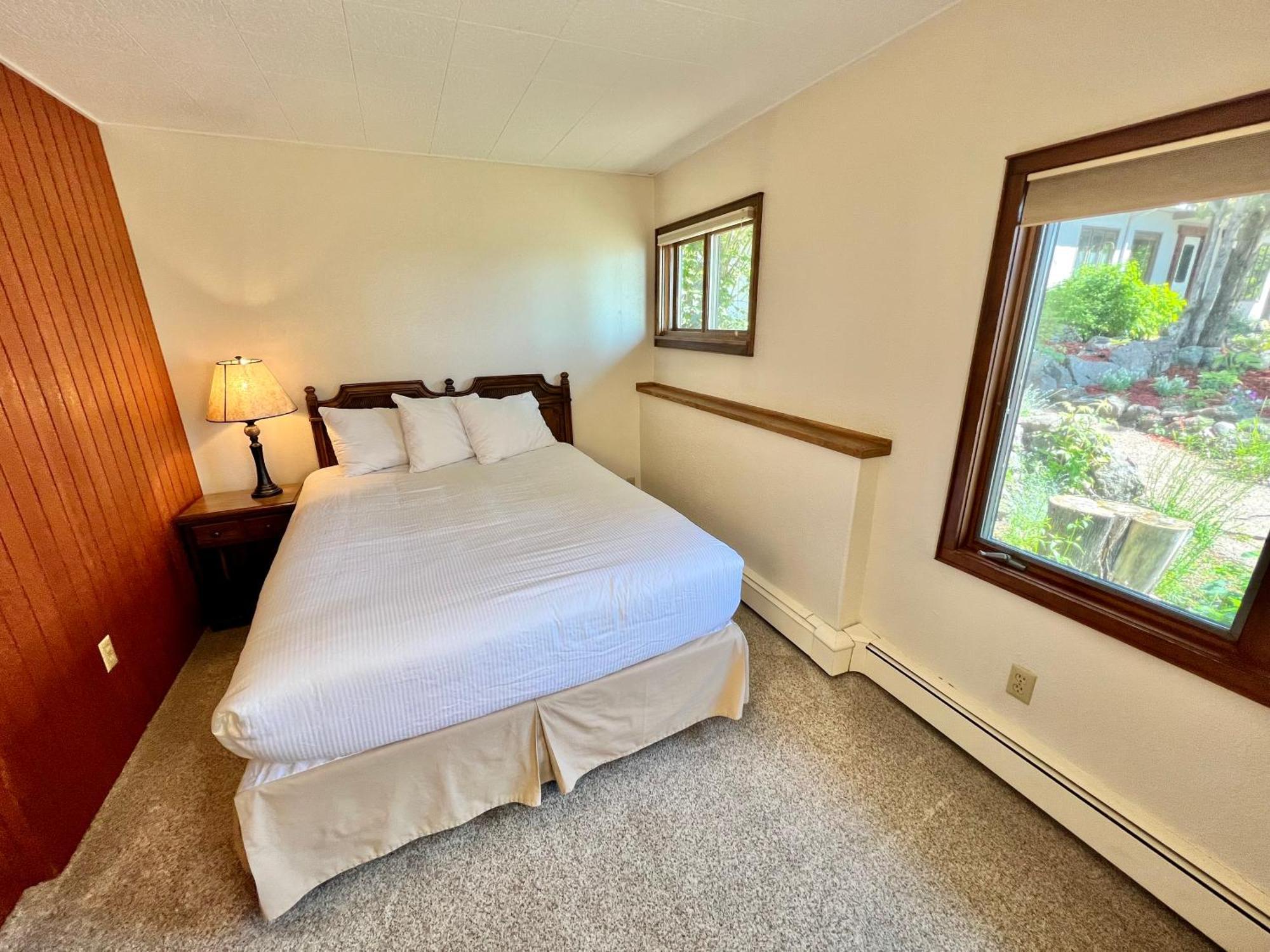 Thomsonite Inn On Lake Superior グランド・マレー エクステリア 写真