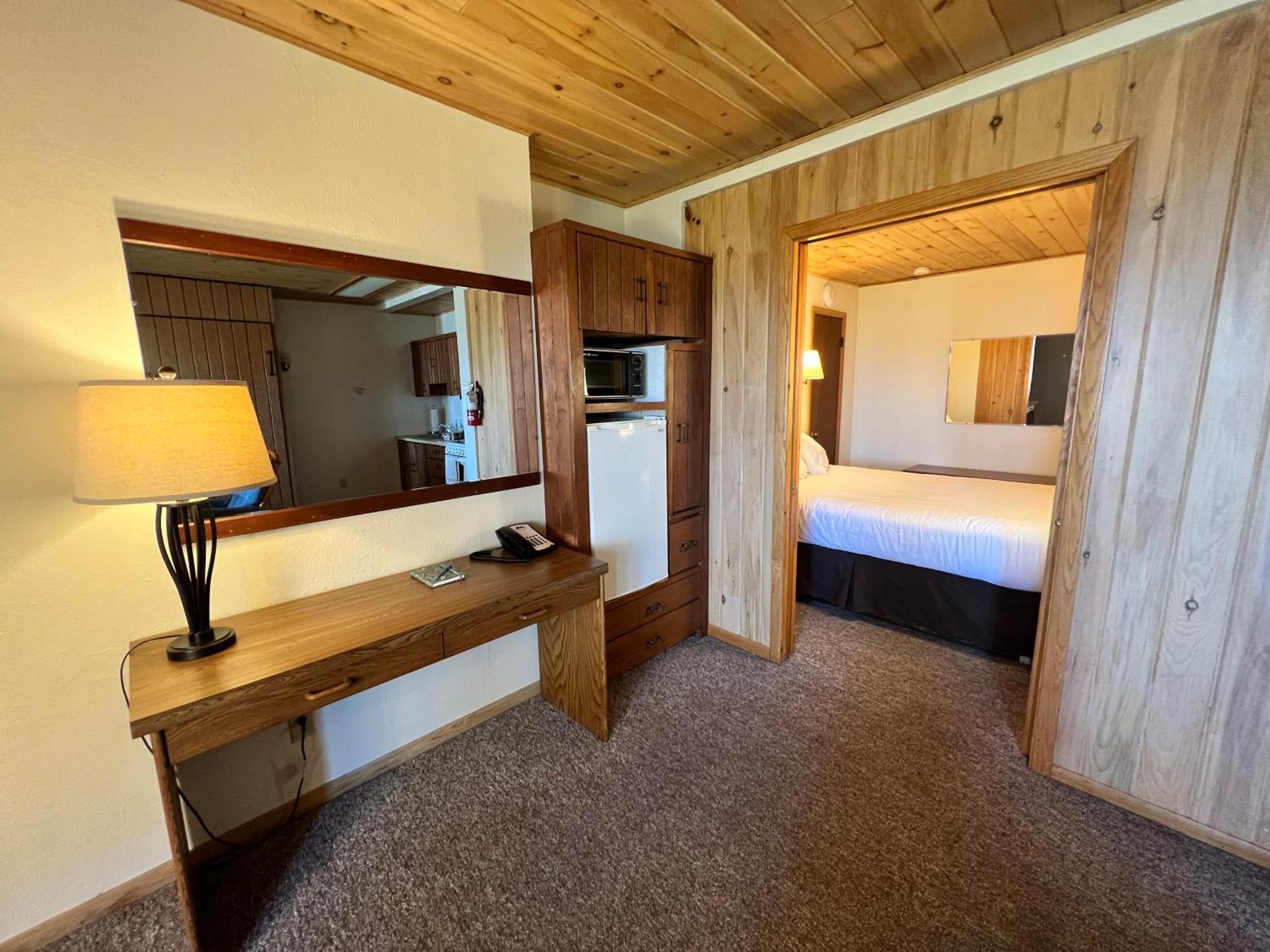 Thomsonite Inn On Lake Superior グランド・マレー エクステリア 写真