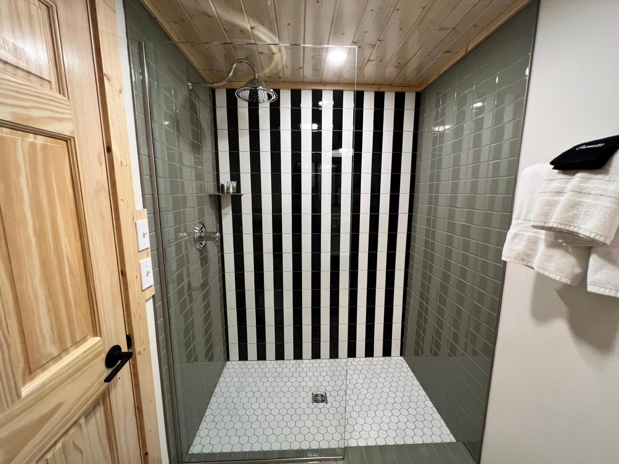 Thomsonite Inn On Lake Superior グランド・マレー 部屋 写真